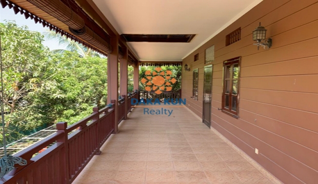 6 Bedrooms Villa for Sale in Siem Reap-Kork Chok